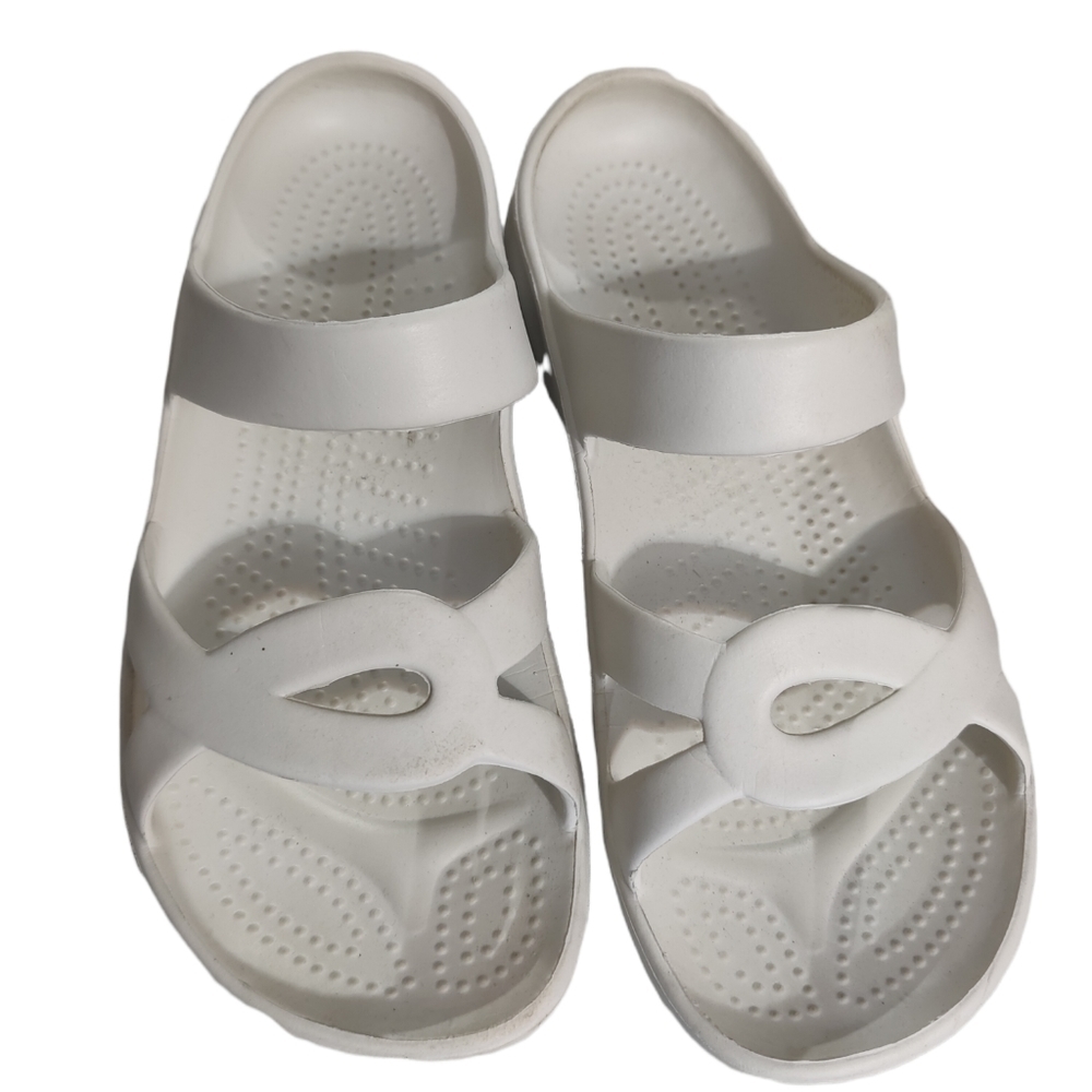 White swiftwater sandals slide in Waterproof Sandals size 9